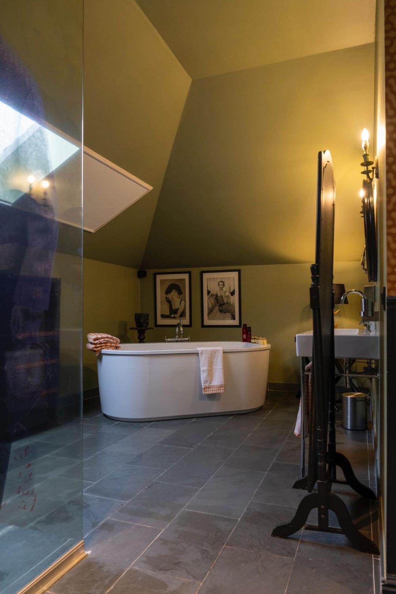 Luxury Suites - Quartier-Sud アントウェルペン エクステリア 写真
