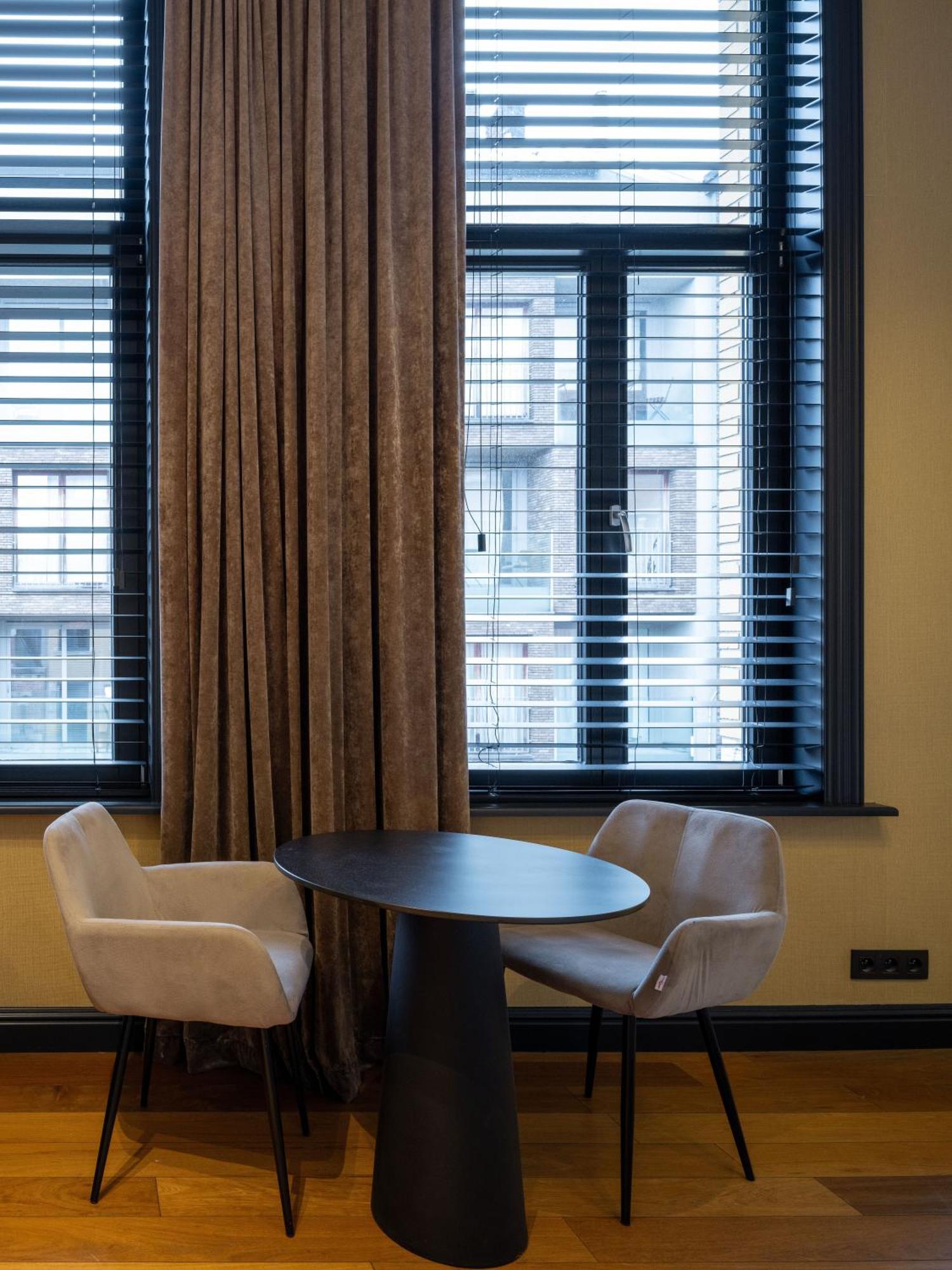 Luxury Suites - Quartier-Sud アントウェルペン エクステリア 写真
