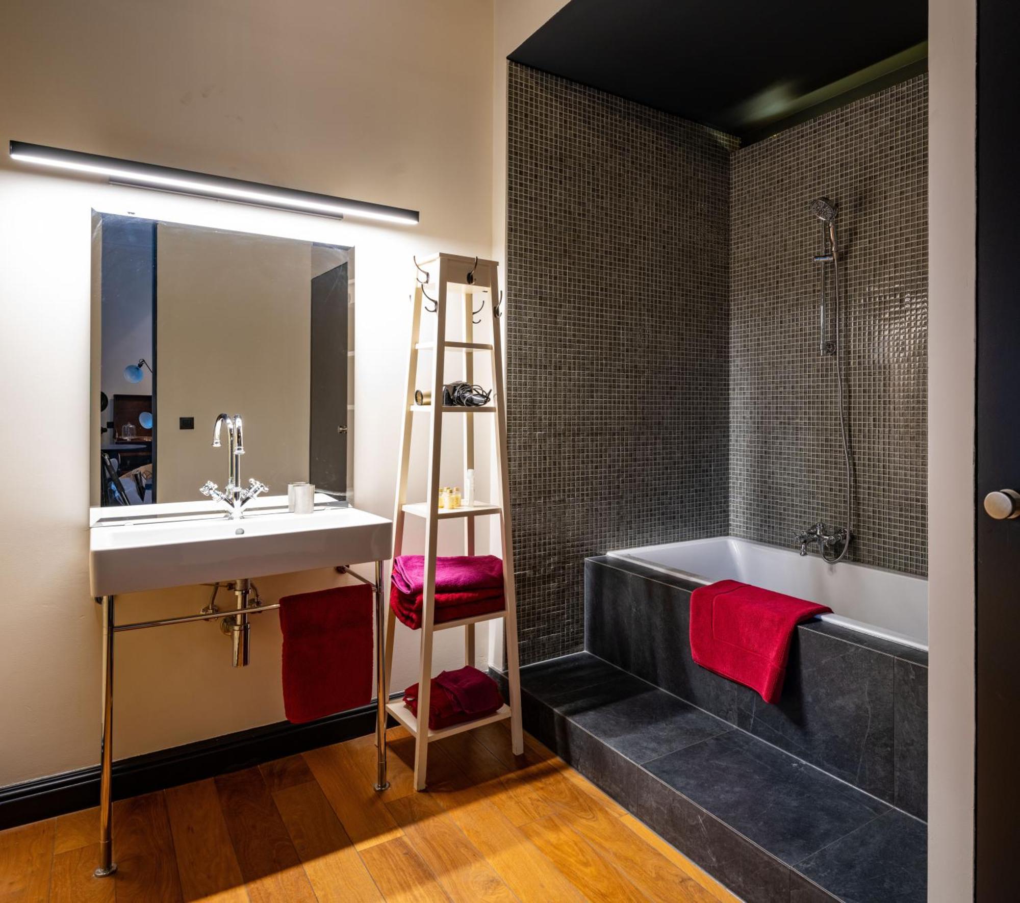 Luxury Suites - Quartier-Sud アントウェルペン エクステリア 写真