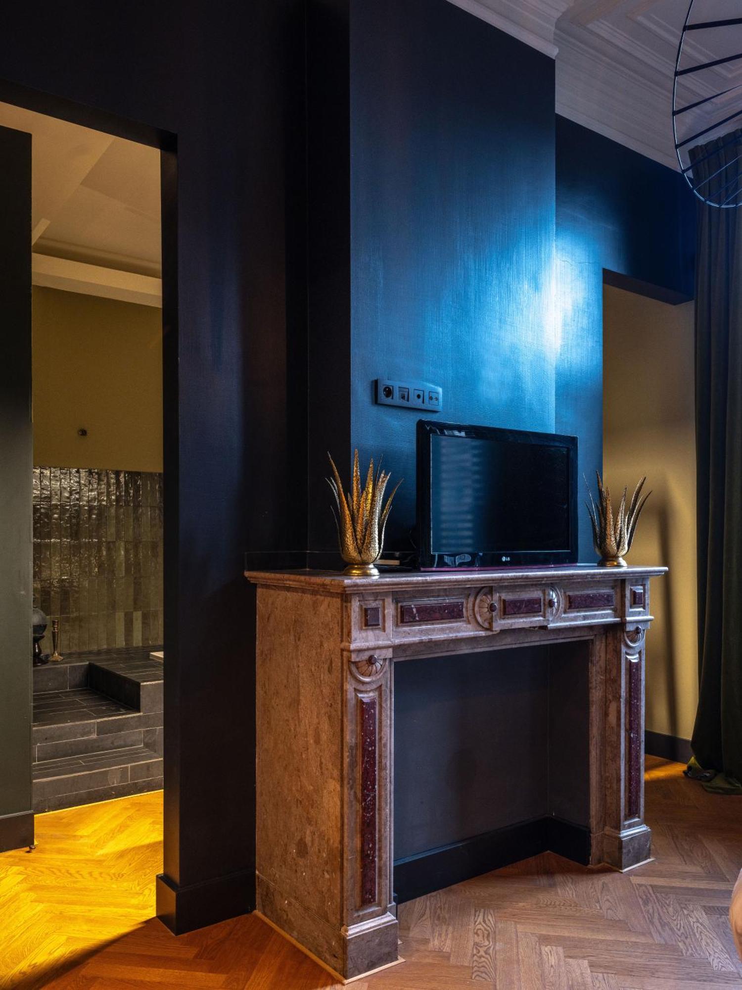Luxury Suites - Quartier-Sud アントウェルペン エクステリア 写真
